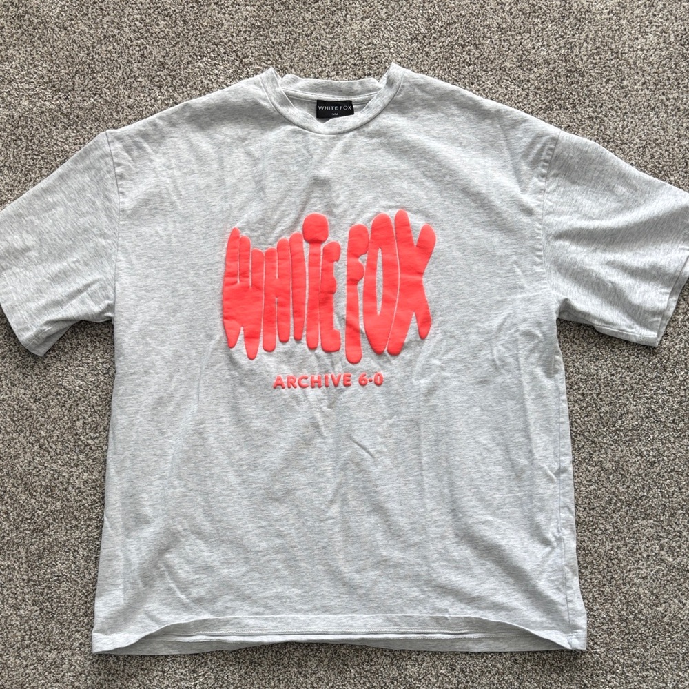 White Fox t-shirt